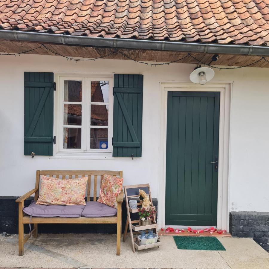La Longere D'Ecottes Bed & Breakfast Licques Exterior photo